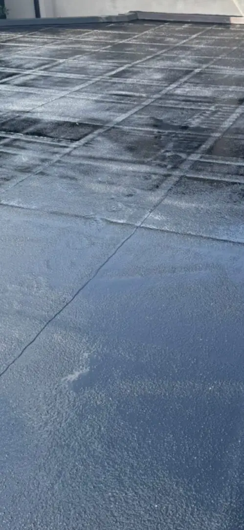Liquid asphalt flat roof restoration Vaughan 416-616-6761 after coating