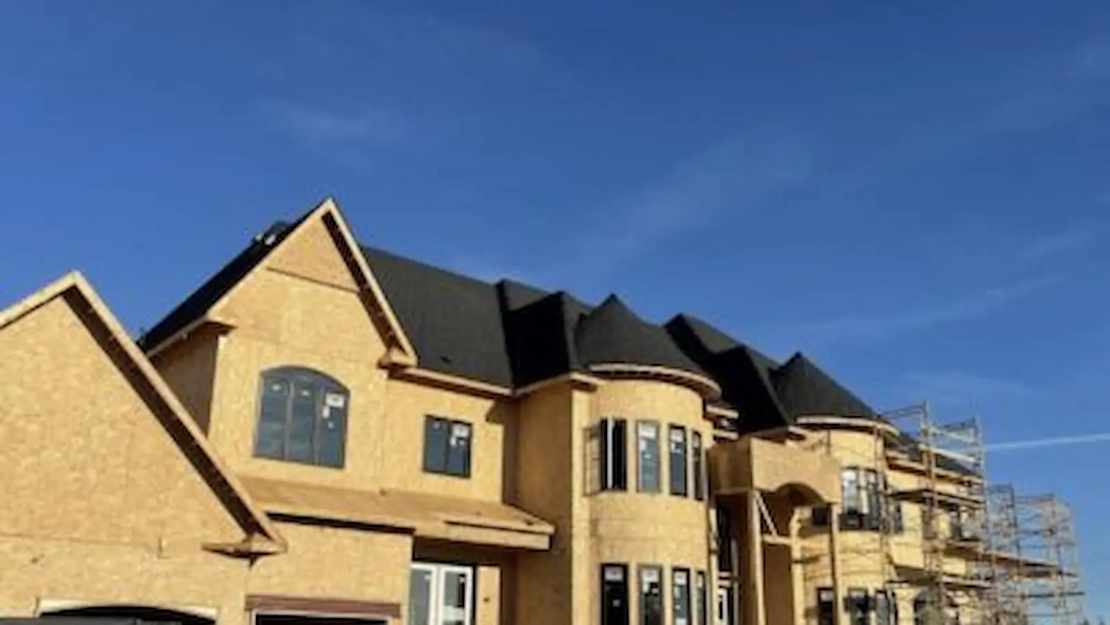 Professional Roof Replacement Toronto and Vaughan - Intact Roofing 416-616-6761 - 5-Star Service Area Expert